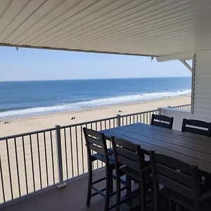 Monte Carlo Boardwalk / Oceanfront Ocean Hotel Ocean City